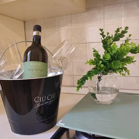 Casa Laura In Centro 公寓