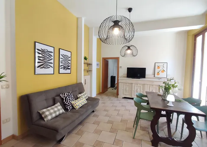 Casa Laura In Centro * 圣贝内代托-德尔特龙托