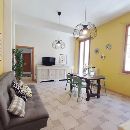 Casa Laura In Centro